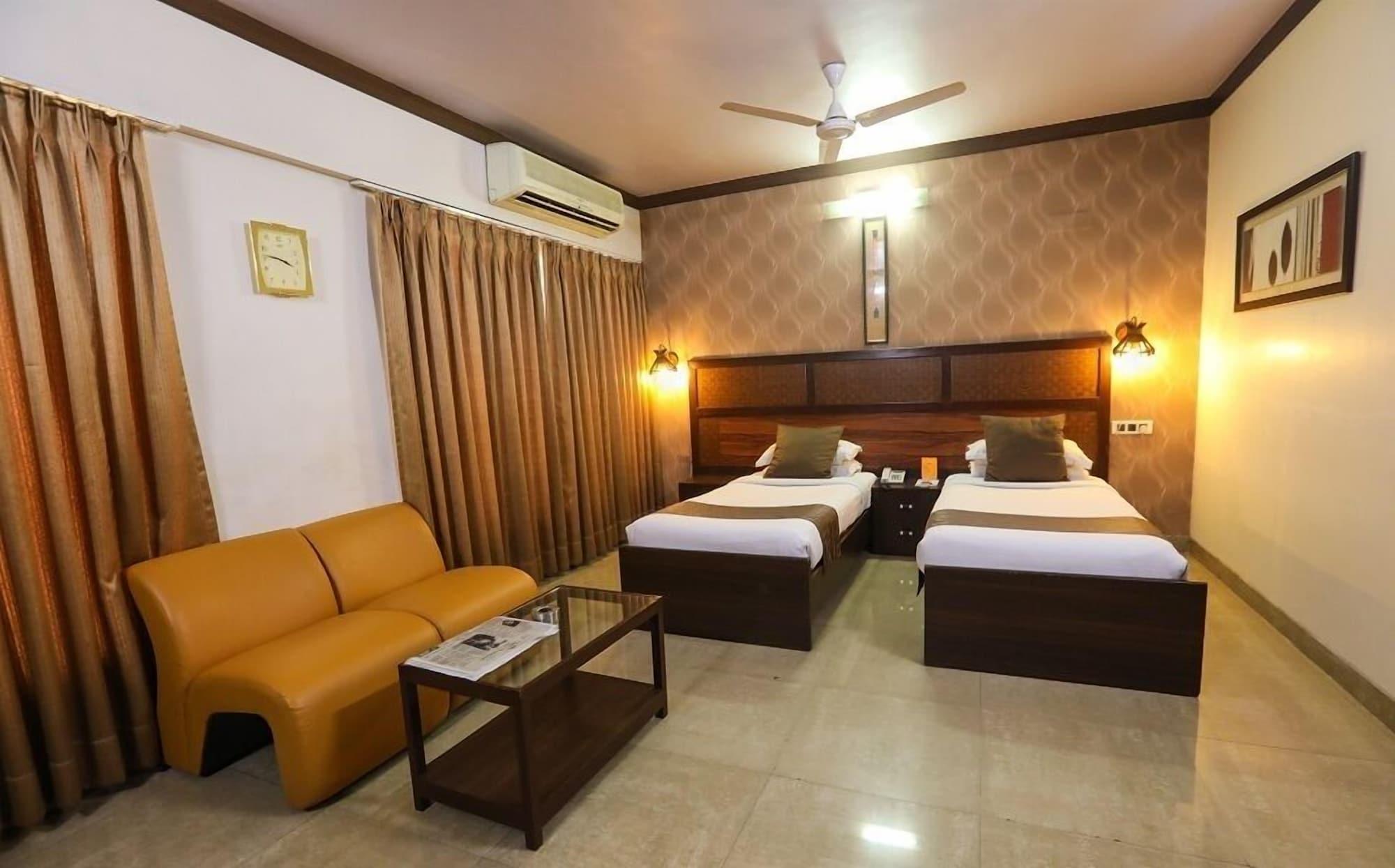 Jyoti Dwelling Hotel Mumbai Exterior foto