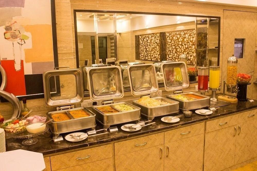 Jyoti Dwelling Hotel Mumbai Exterior foto