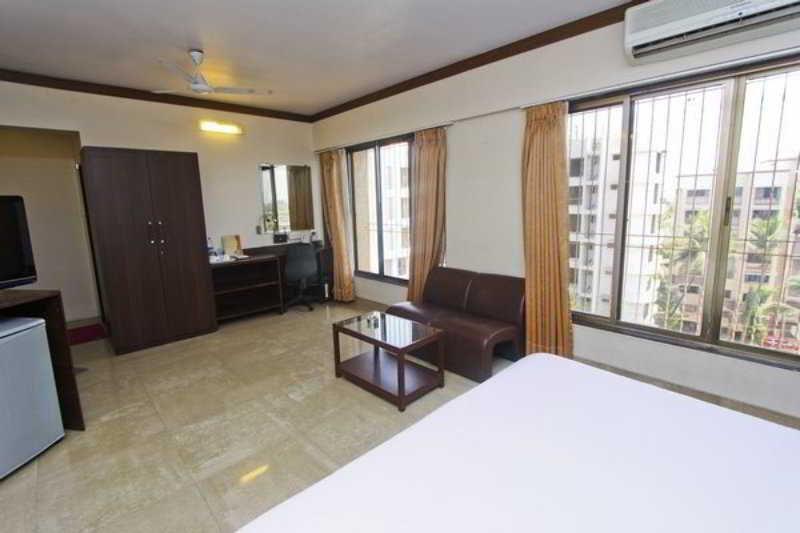 Jyoti Dwelling Hotel Mumbai Exterior foto